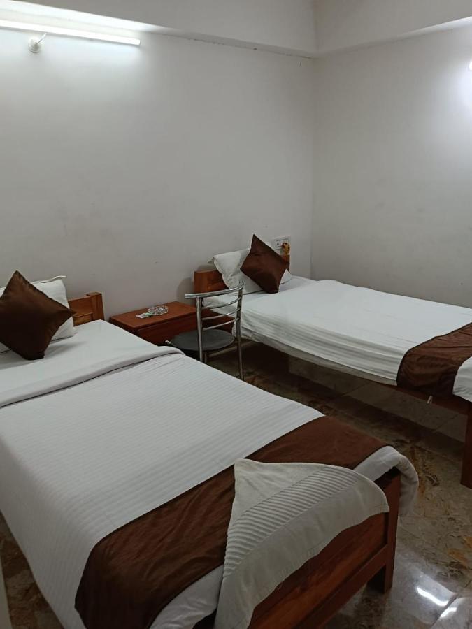 Hotel Atithi Grand Guwahati Exterior foto