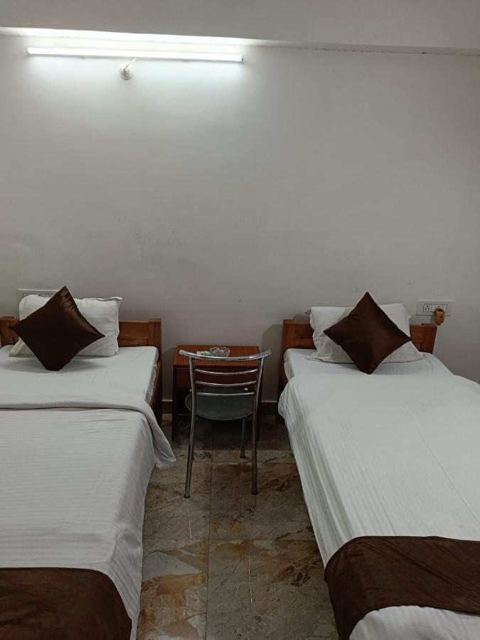 Hotel Atithi Grand Guwahati Exterior foto